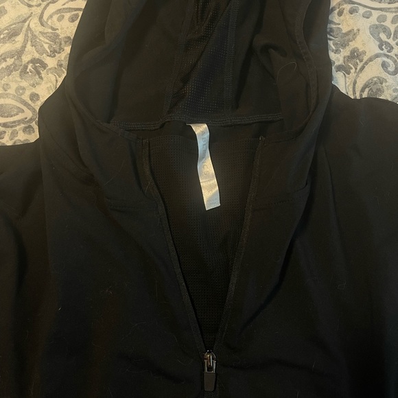 Fabletics XL Pull Over Hoodie - Picture 2 of 2